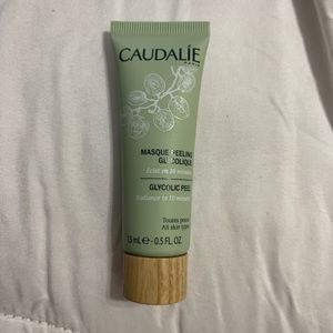 Caudalie Mini Glycolic Peel mask